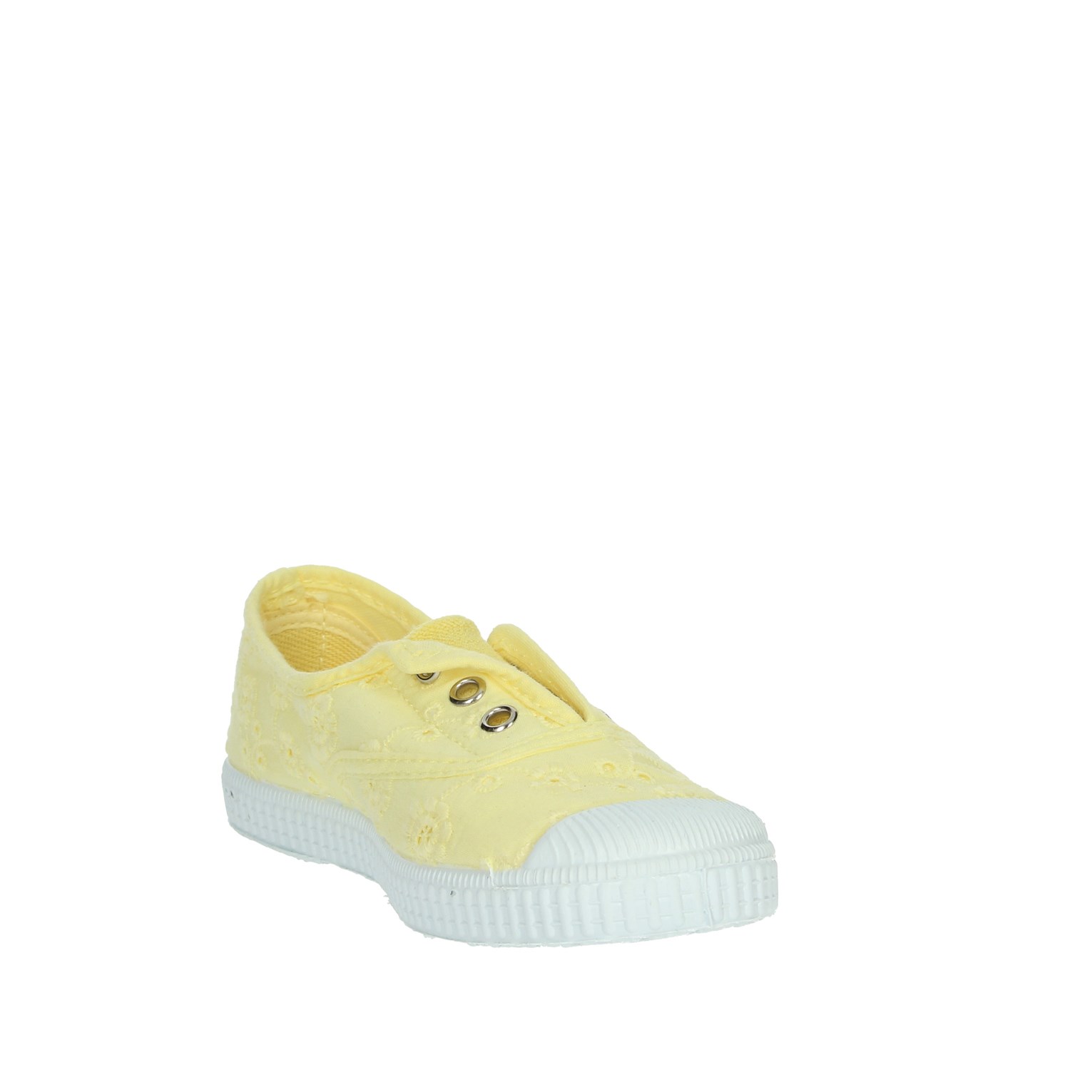 Cienta Slip-on Shoes Yellow Cienta Shoes Slip-on Shoes Yellow 70998