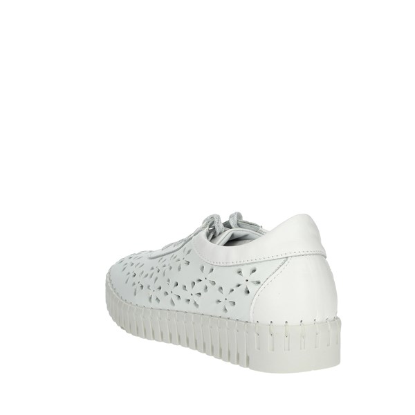 Nina Capri Shoes Sneakers White 65503