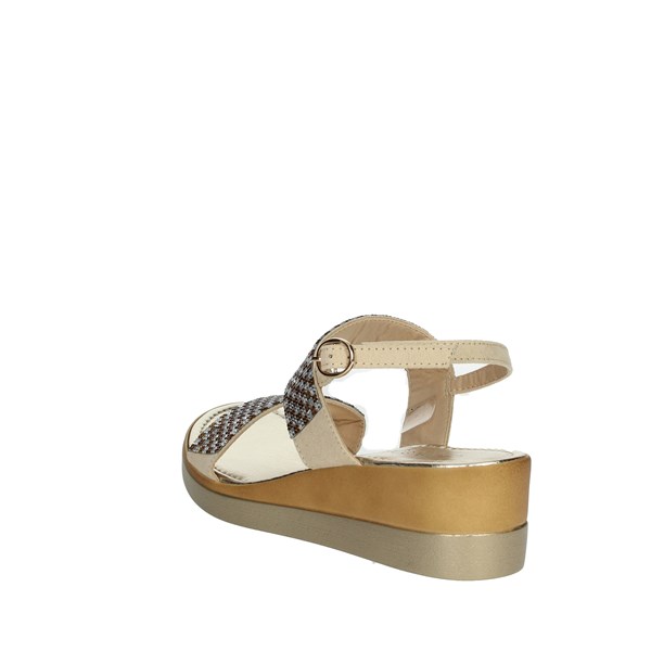 Cinzia Soft Shoes Flat Sandals Platinum  IAD20936