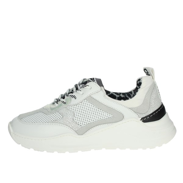 Meline Shoes Sneakers White 530