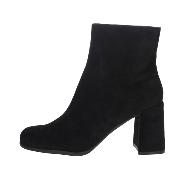 Pregunta Shoes Heeled Ankle Boots Black PFC9490