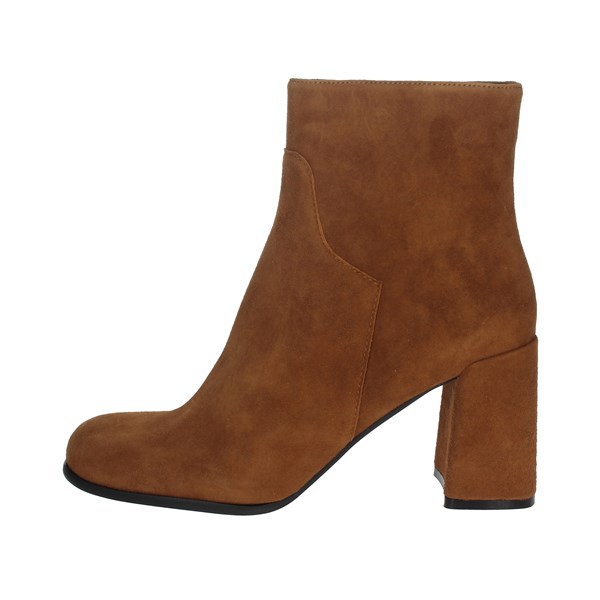 Pregunta Shoes Heeled Ankle Boots Brown leather PFC9490