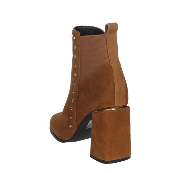 Pregunta Shoes Heeled Ankle Boots Brown leather PFC9481