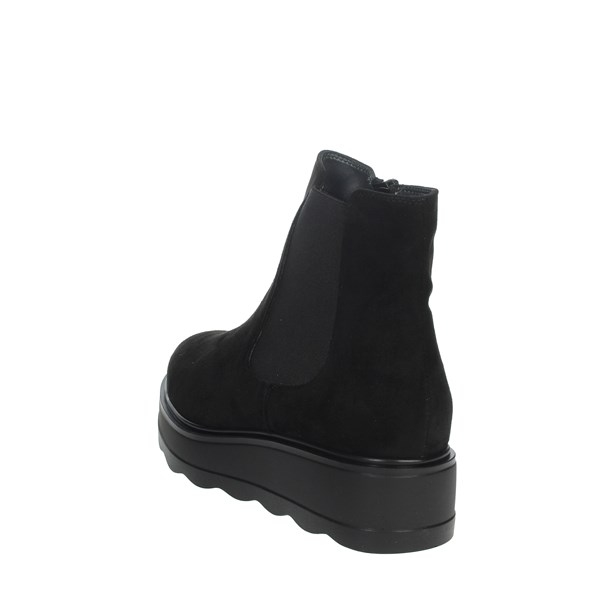 Cinzia Soft Shoes Wedge Ankle Boots Black IAB753724