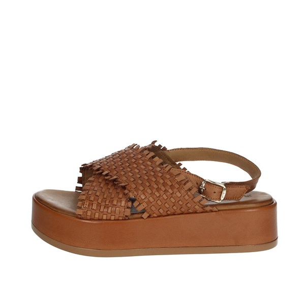 Carmela Shoes Platform Sandals Brown leather 67298