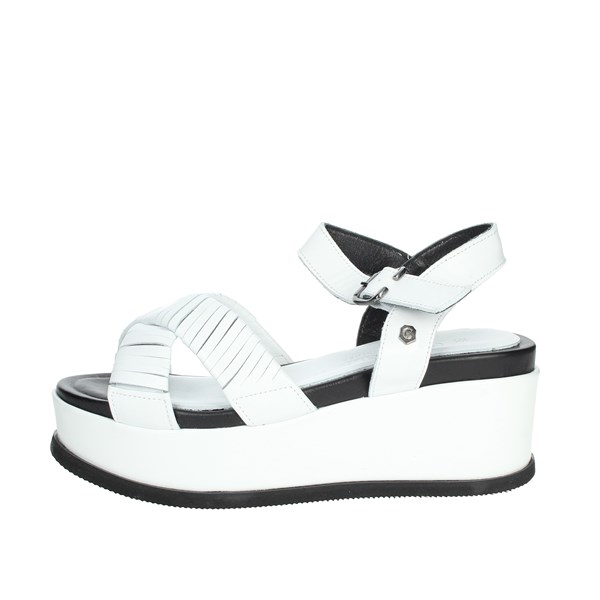 Carmela Shoes Platform Sandals White 68551