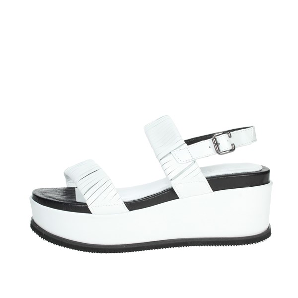 Carmela Shoes Platform Sandals White 68550
