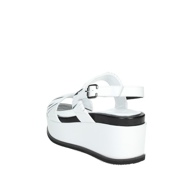 Carmela Shoes Platform Sandals White 68550