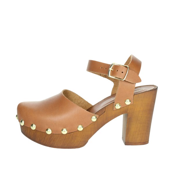 Pregunta Shoes Heeled Sandals Brown leather ME27067