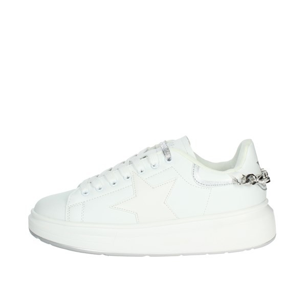 Shop Art Shoes Sneakers White/Silver SASF220214