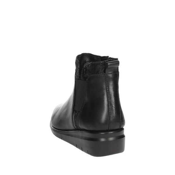 Cinzia Soft Shoes Low Ankle Boots Black IV17859-F