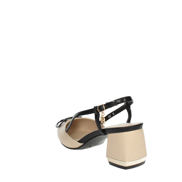 Laura Biagiotti Shoes Pumps Beige/Black 8147