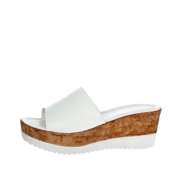 Cinzia Soft Shoes Heeled Slippers White IAF52331