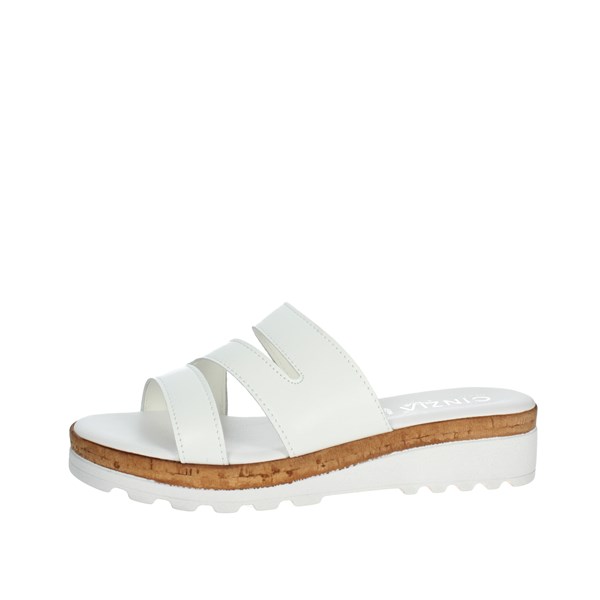 Cinzia Soft Shoes Flat Slippers White IAF23209
