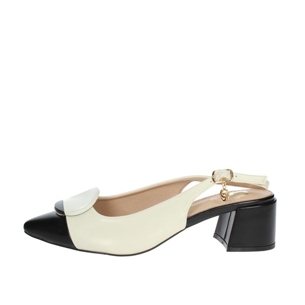 Gold & Gold Shoes Pumps Beige/Black GD580