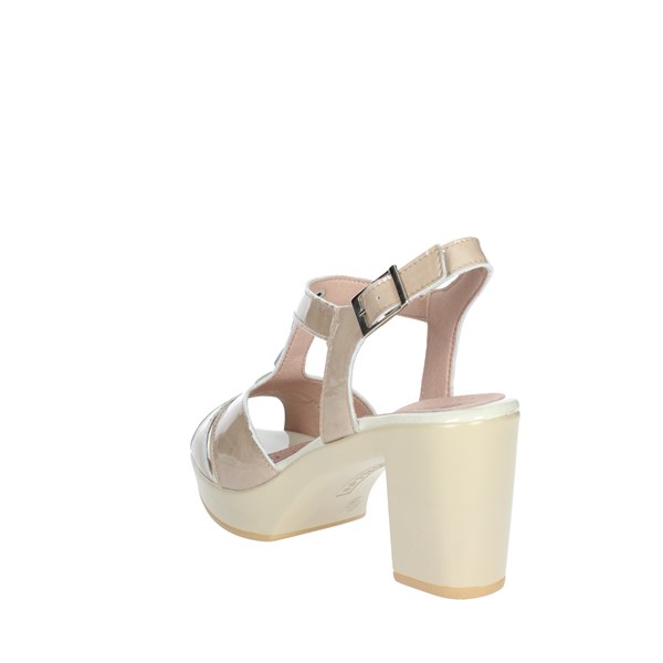 Pitillos Shoes Heeled Sandals Beige 2631