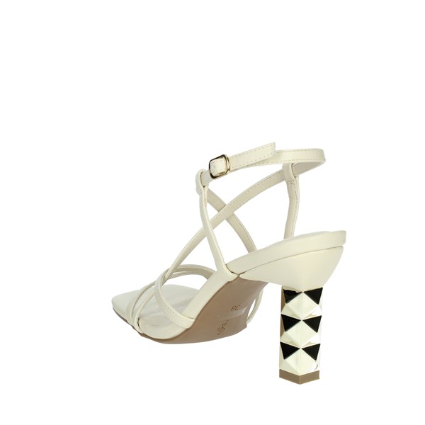 Menbur Shoes Heeled Sandals Creamy white 23757