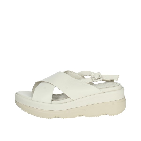 Cinzia Soft Shoes Platform Sandals Creamy white TD004