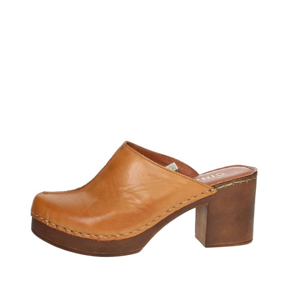 Cinzia Soft Shoes Sabot Brown leather PQ1143624