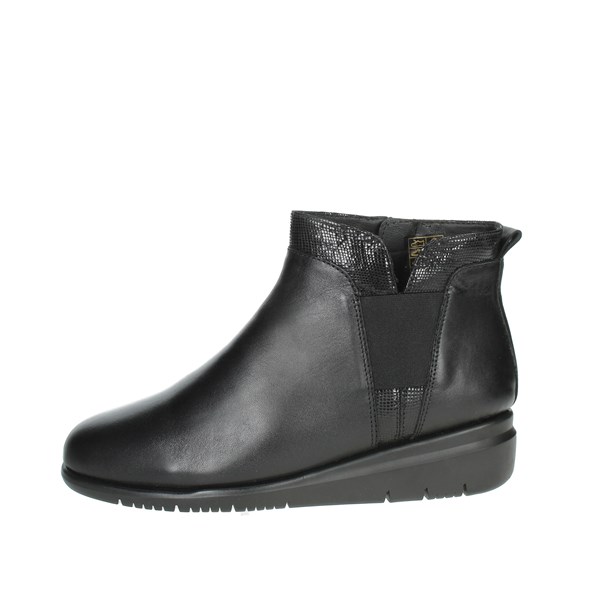 Cinzia Soft Shoes Low Ankle Boots Black IV17859-PF