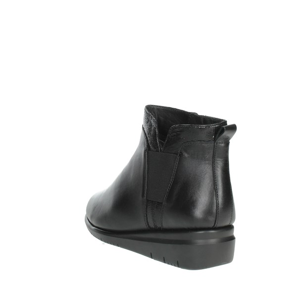 Cinzia Soft Shoes Low Ankle Boots Black IV17859-PF